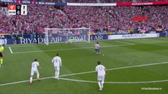 Dani Carvajal lamenta goleada sofrida pelo Real Madrid diante do Atlético de Madrid no clássico