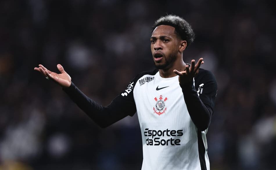 Fifa condena Corinthians por pendência na contratação de José Martínez (Foto: Ettore Chiereguini/AGIF)