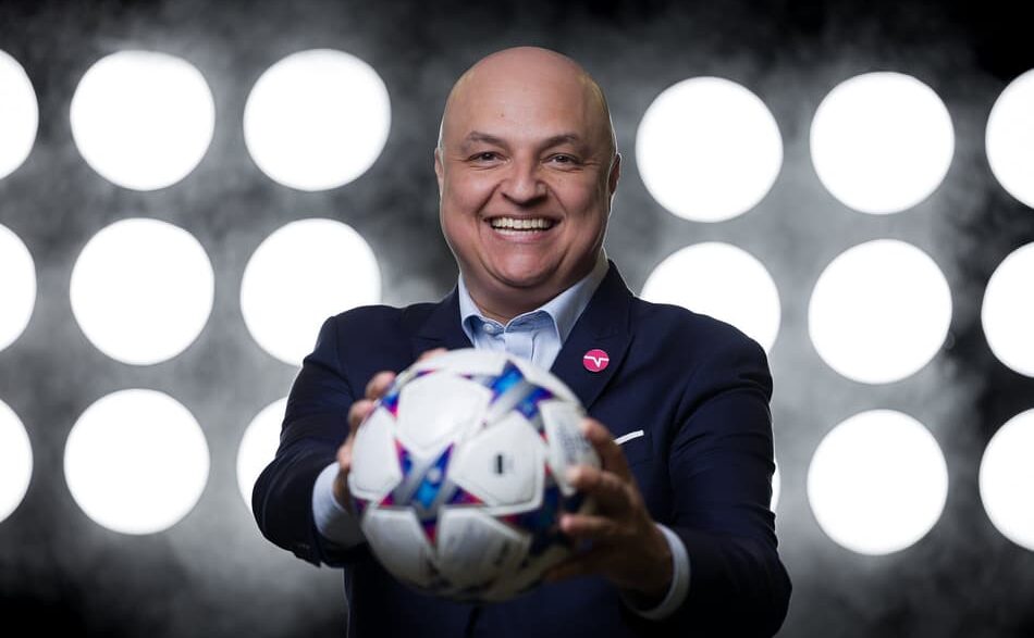 Andre-Henning–11-