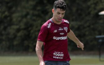 São Paulo vive expectativa pelo retorno de Oscar (Foto: Fellipe Lucena / São Paulo FC)