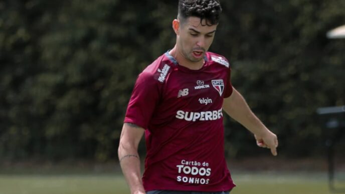 São Paulo vive expectativa pelo retorno de Oscar (Foto: Fellipe Lucena / São Paulo FC)