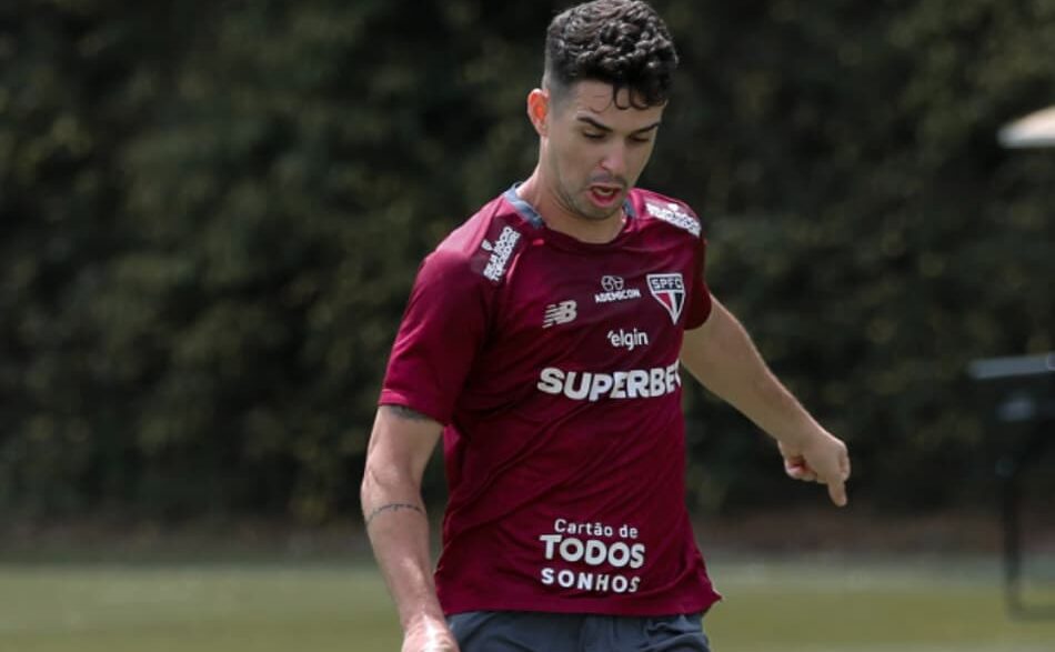 São Paulo vive expectativa pelo retorno de Oscar (Foto: Fellipe Lucena / São Paulo FC)