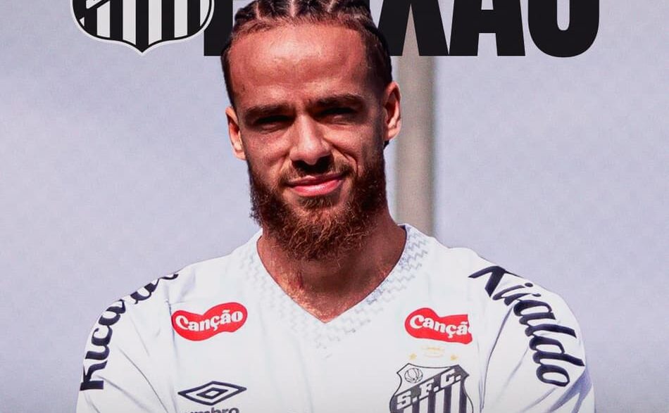 Jogador foi anunciado oficialmente pelo Santos (Foto: Divulgação)