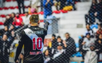 Raul Rocha comemora gol para a equipe de futsal do Vasco (Foto: Divulgação / Vasco)