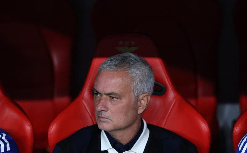 José Mourinho no Estádio da Luz para o jogo entre Fenerbahce e Benfica