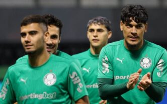 O zagueiro Gustavo Gómez durante treinamento na Academia de Futebol (Foto: Cesar Greco/Palmeiras/by Canon)
