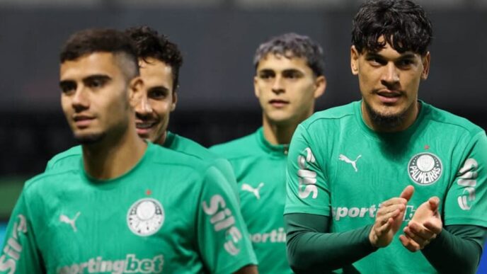 O zagueiro Gustavo Gómez durante treinamento na Academia de Futebol (Foto: Cesar Greco/Palmeiras/by Canon)