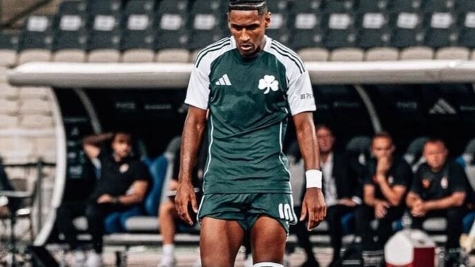 Tetê em ação pelo Panathinaikos, da Grécia (Foto: Divulgação)