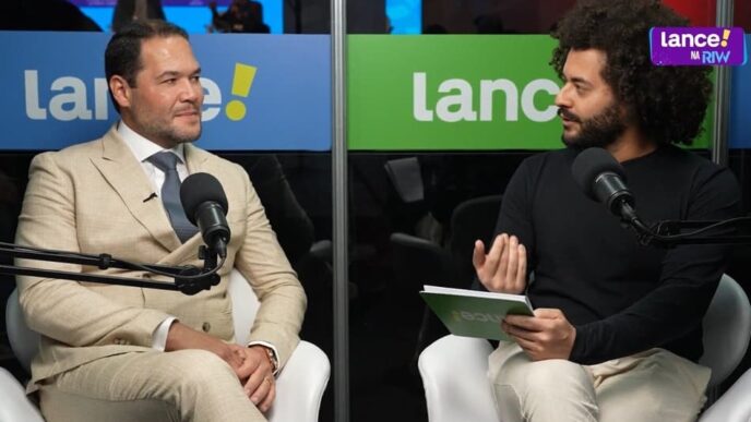 O Lance! Biz Convida é um quadro de entrevistas especiais com personalidades do mercado de esportes e negócio.