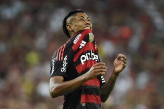Pena de Bruno Henrique (Flamengo) - Flamengo