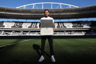 Alex Telles cidadão honorário Rio — foto ilustrativa