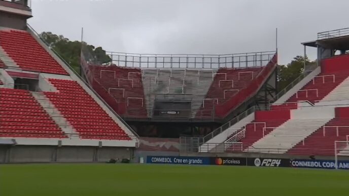 Estudiantes de La Plata: UNO Stadium - Estudiantes de La Plata
