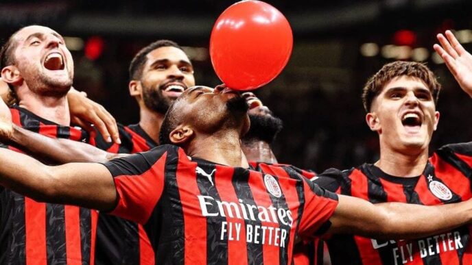 Com gol de Nkunku, o Millan venceu o Lecce pela Copa da Itália (Foto: Divulgação/Milan)