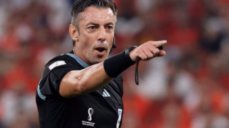 Raphael Claus, árbitro FIFA, apitará a partida entre Atlético-GO e Athletico-PR pela Série B.