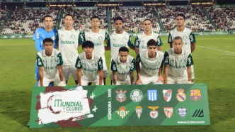 Time sub-17 do Palmeiras durante disputa do Mundial da categoria.