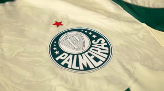 Palmeiras anuncia novo contrato de patrocínio com a Cimed, com exposição da marca em uniformes.