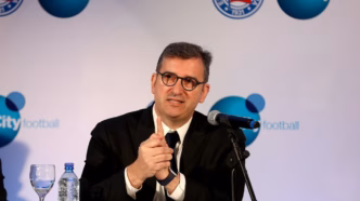 Ferran Soriano, CEO do Grupo City, anunciando o novo CT do Bahia.