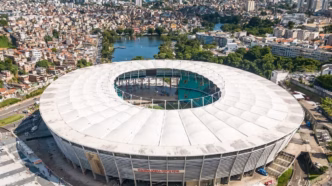 Vista aérea da Arena Fonte Nova, palco do jogo entre Bahia e Flamengo.