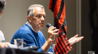 Bap, presidente do Flamengo, em reunião do Conselho Deliberativo sobre a Libra.