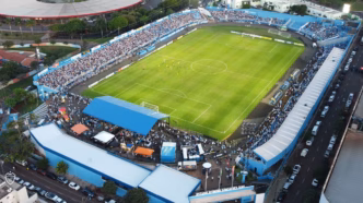 Vista aérea do Estádio VGD, em Londrina, palco da primeira partida da final da Série C.