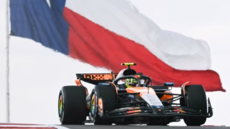 Lando Norris em ação liderando o treino livre do GP dos Estados Unidos de Fórmula 1.