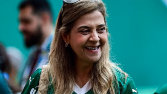 Leila Pereira, presidente do Palmeiras, em evento oficial do clube.