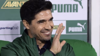 Abel Ferreira, técnico do Palmeiras, comanda a equipe na Libertadores.