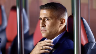 Hernán Crespo, técnico do São Paulo, comemora vitória contra o Bahia.