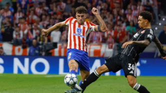 Matteo Ruggeri e Marcos Alonso — foto ilustrativa