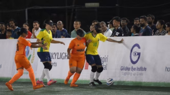 Brasil comemora gol contra a Índia na Copa do Mundo de Futebol de Cegos