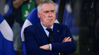 Carlo Ancelotti em partida da Seleção Brasileira