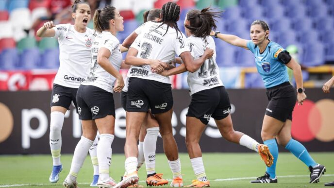 Corinthians comemorando título da Libertadores Feminina