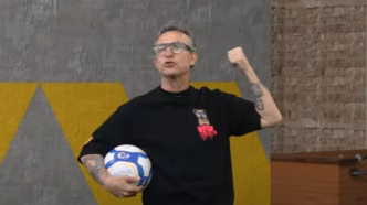 Craque Neto durante participação em programa de TV