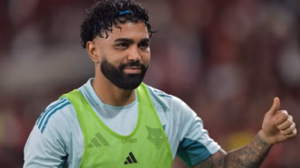 Gabigol e Bruno Henrique comemoração — foto ilustrativa