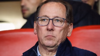John Textor, dono da SAF do Botafogo, em evento relacionado ao Lyon, clube que também faz parte da Eagle Football.