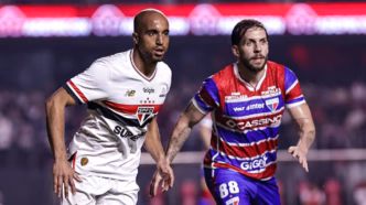 Lucas Moura e Lucas Sasha em partida entre São Paulo e Fortaleza pelo Brasileirão.
