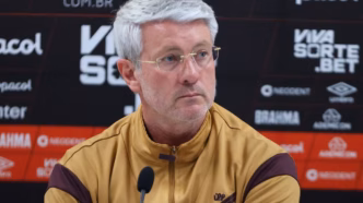 Odair Hellmann, técnico do Athletico, em entrevista coletiva após o clássico Atletiba.