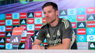 Xabi Alonso ignora provocação — foto ilustrativa