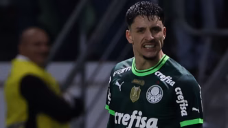 Piquerez, lateral-esquerdo do Palmeiras, lamenta derrota na Libertadores.