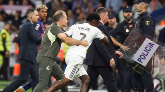 Vini Jr em campo pelo Real Madrid