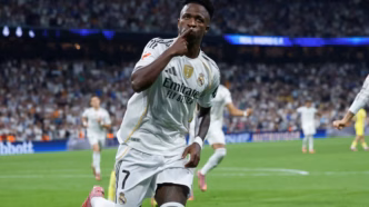 Vini Jr. comemora gol pelo Real Madrid em partida da La Liga.