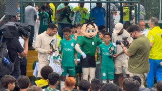 Atletas da base do Palmeiras em evento de X1.