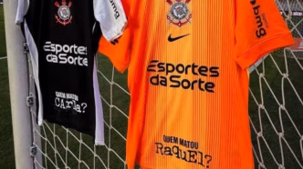 Jogadores do Corinthians em campo durante partida do Brasileirão.