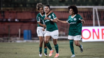 Brena comemora gol do Palmeiras na final da Ladies Cup 2025.