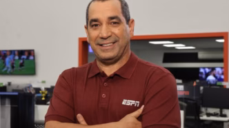 Zinho, comentarista e ex-jogador avaliando as estratégias de Flamengo e Palmeiras no Brasileirão.
