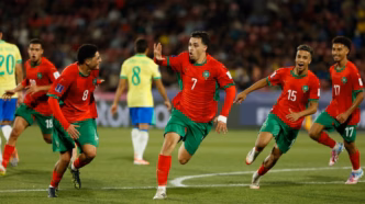 Jogadores de Marrocos comemoram gol contra o Brasil na Copa do Mundo Sub-20.