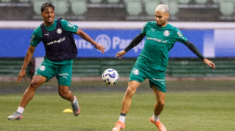 Andreas Pereira em treino do Palmeiras no Allianz Parque, antes do jogo contra o Juventude.