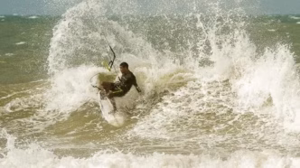 Artur Morais, o Bodinho, em ação durante o Mundial de Kitesurf no Ceará.