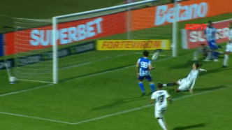 Gol perdido por JP na vitória do Avaí por 3 a 0 contra o Volta Redonda pela Série B 2025