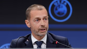 Aleksander Ceferin, presidente da UEFA, anuncia decisão sobre jogo do Barcelona em Miami.